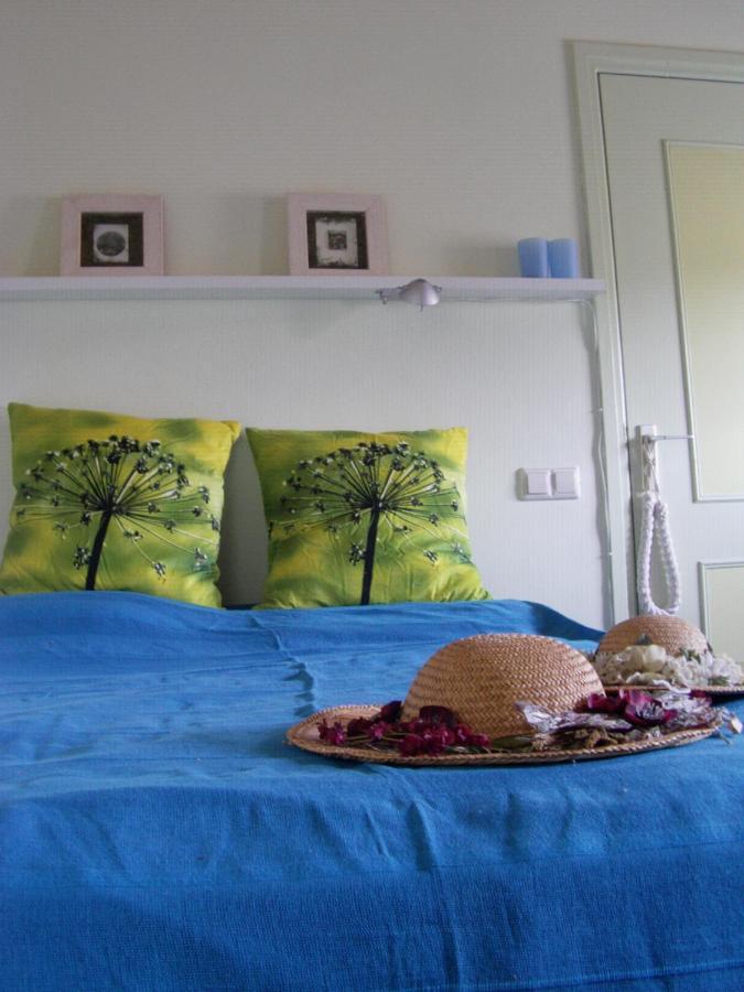 Bed And Garden Alde Coninckshof Bed and Breakfast Weurt Exteriör bild